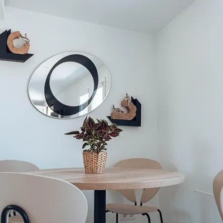 La Moneda Appartamento Burgo